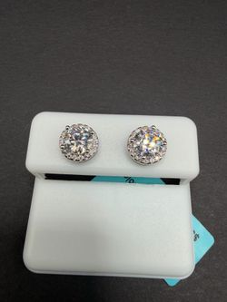 💎 Large Moissanite Halo Stud Earrings – 925 Silver 💎
