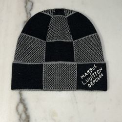 Black Damier Heritage Lv