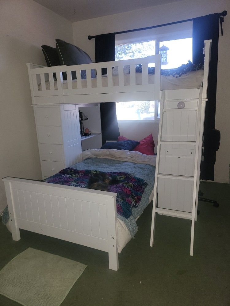 Bunk Bed