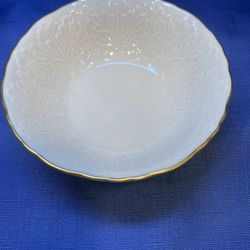Pretty Vintage Lenox Wellington Pattern Embossed Leaf Bowl 