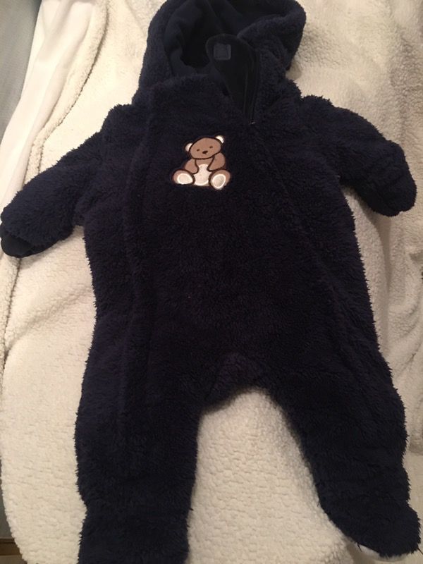 Warm baby onesie -newborn to 6 months