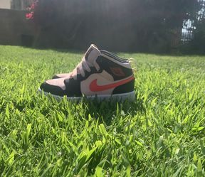 Air Jordan 1 Mid Size Kids