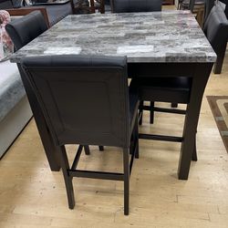5 Piece Dining Set( Counter Height) On Sale