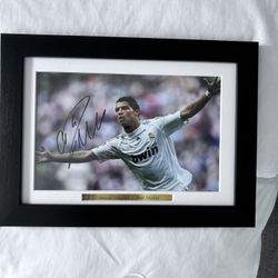 Ronaldo Replica Signed Photo