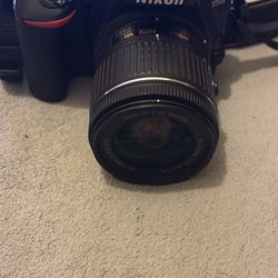 Nikon D3500 with Nikon DX VR AF-P NIKKOR 18-55 mm 1:3.5-5.6G lens