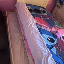 Twin Bedroom Set (girl)