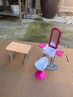Used Barbie Salon Toys