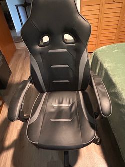 Gaming chair