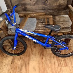 GT Mach One 20” BMX 