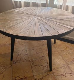 Modern Round Dining Table Set – Wood Top