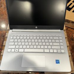 HP - 14" Laptop - Intel Pentium Silver - 4GB Memory - 128GB SSD - Natural Silver