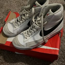 HIGH BLAZERS 77