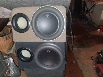 JL AUDIO 8W7 AND 8W7AE IN STEALTH BOXES