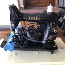 Singer Sewing Machine