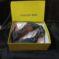 Gianni Bini Elegant High Heels.  Size 7.5 
