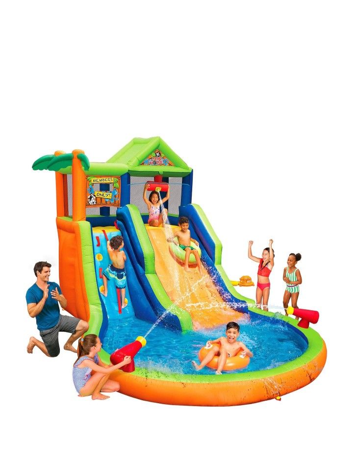 Banzai Slide and Splash Clubhouse