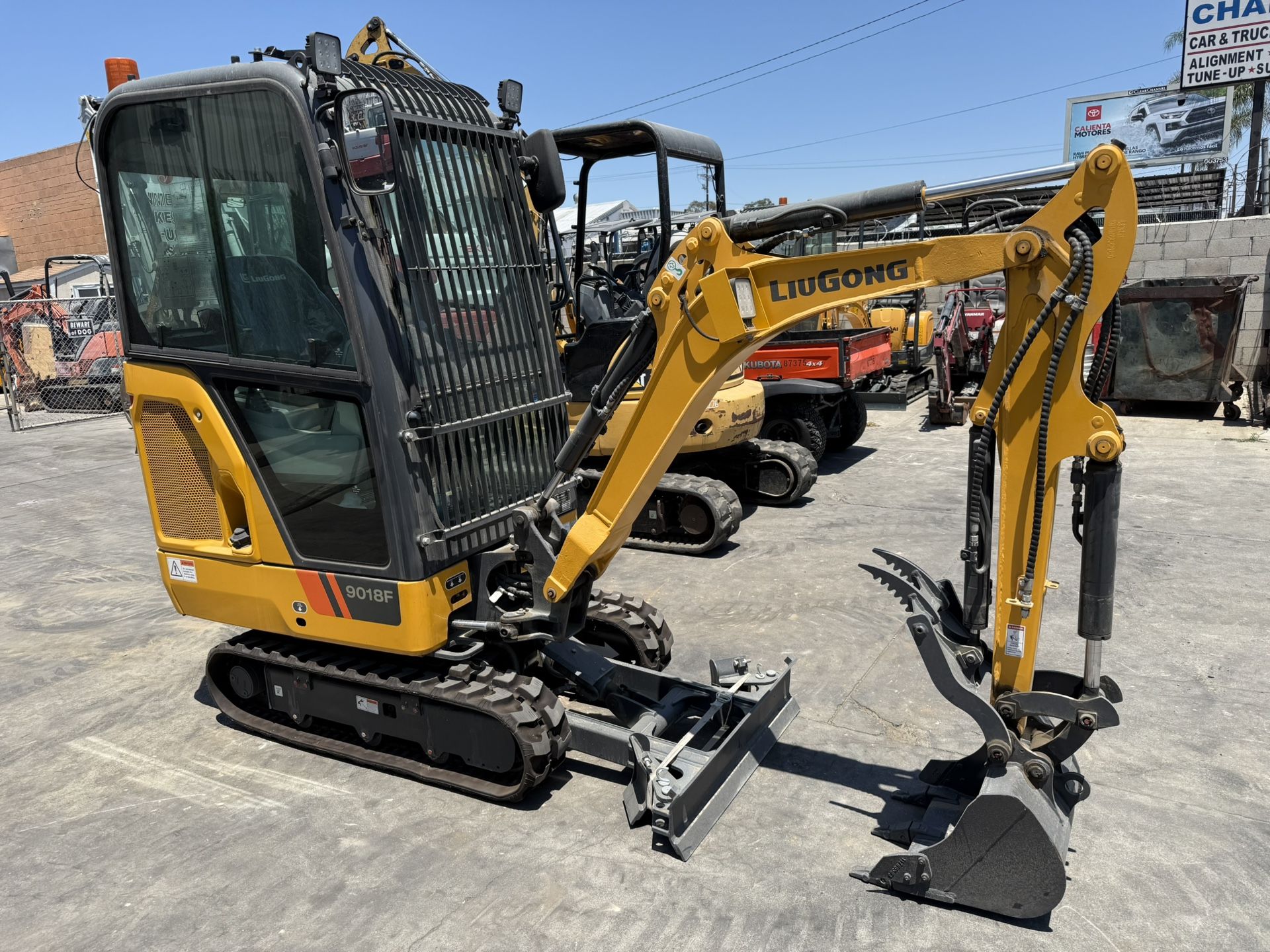 2022 Luigong 9018F Mini Excavator Only 4 Hours