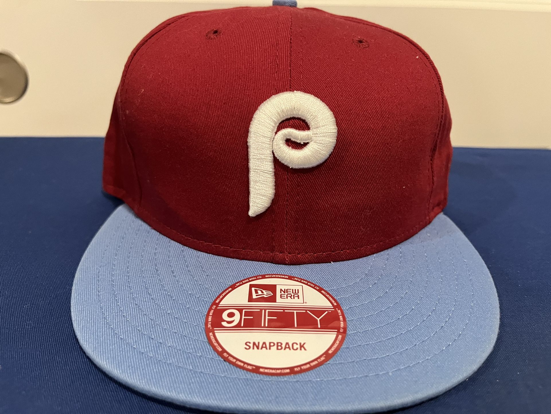 New Era Philadelphia Phillies Snapback (Burgundy Light Blu)