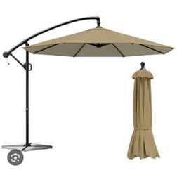 New 9.5’ Patio Umbrella With Base