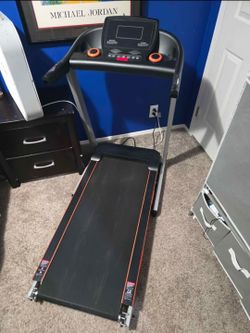 Folding Treadmill with Auto Incline, Speakers and More