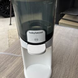 Baby Brezza 