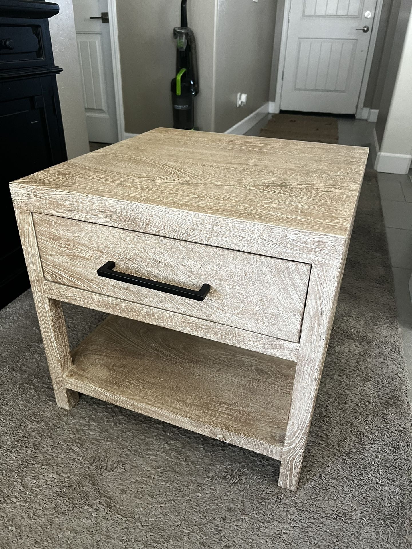 End Table/ Night Stand