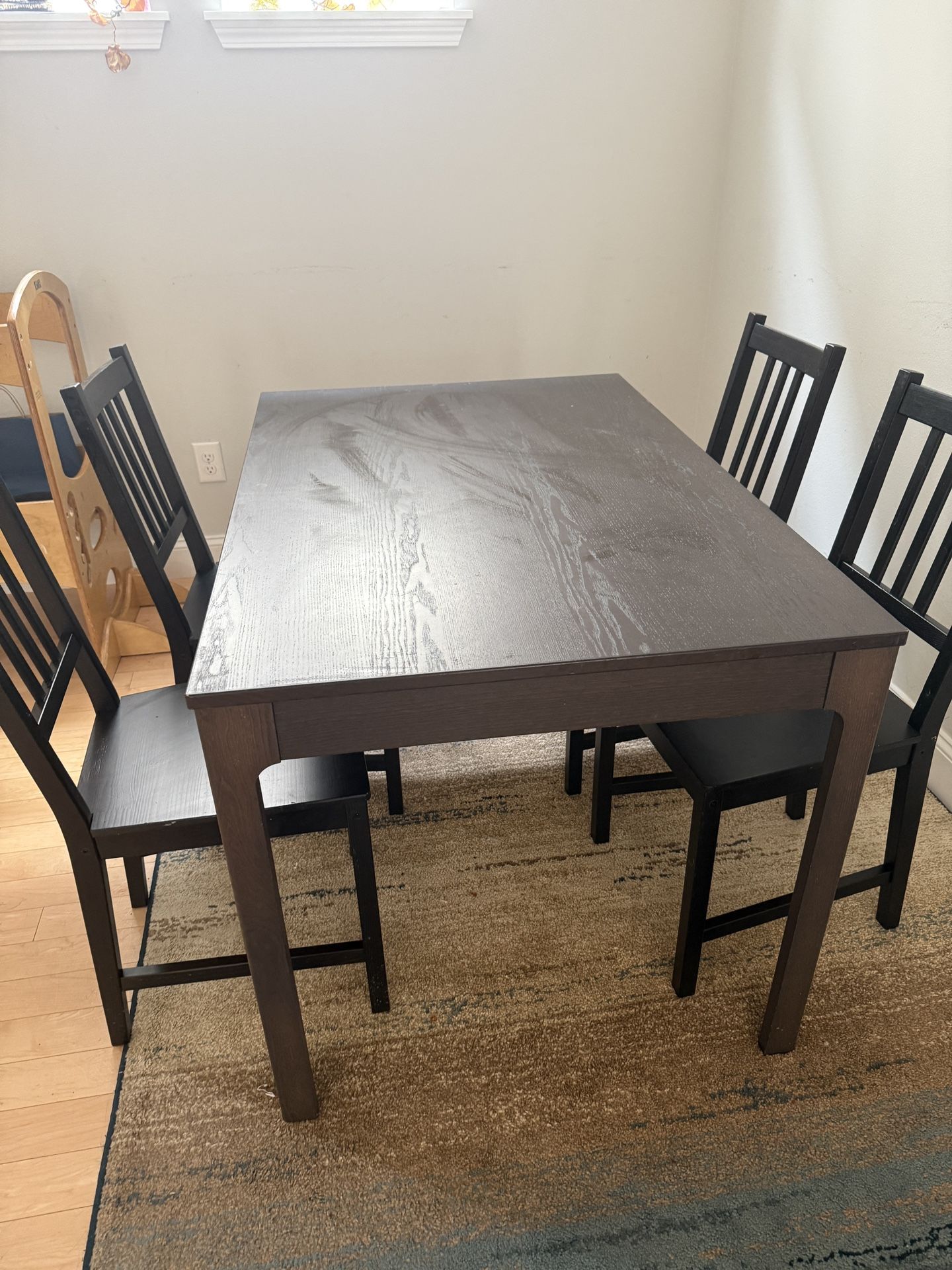 Dining Table With Chairs