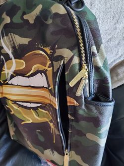 Sprayground army lips sale