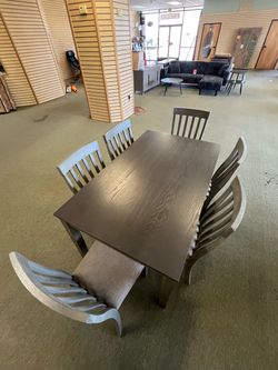 NEW Vilo Gray Wood Dining Table Set with 6 Chairs
