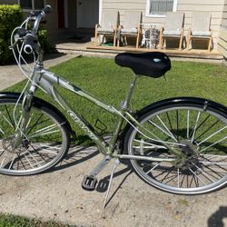 700c Giant Cypress LX Hybrid Bike 