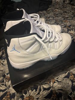 Jordan 11 Legend Blue 