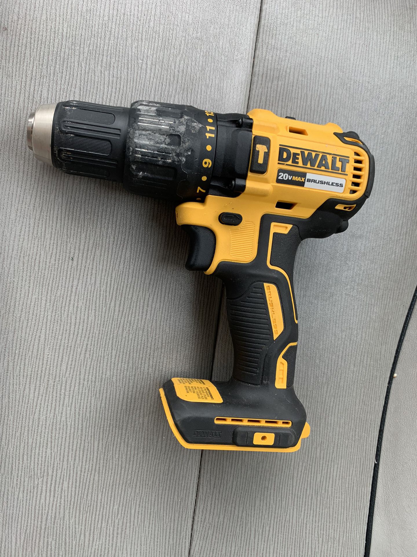 Dewalt DCD778 20v brushless Hammer drill