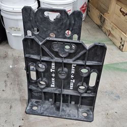 Rack-a-tier wire pulling stand