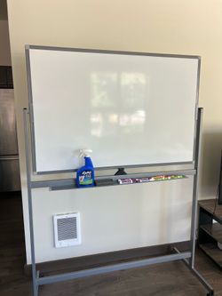 Rolling Double-Sided Whiteboard – Excellent Condition
