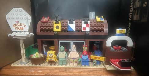 Lego SpongeBob #3825 The Krusty Krab (295 pcs) Nickelodeon 2006 Exclusive, Retired & Hard To Find! Comes with Lego Patrick and extra flag piece! No in