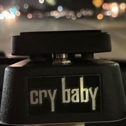  Cry Baby Wah Effects Pedal.
