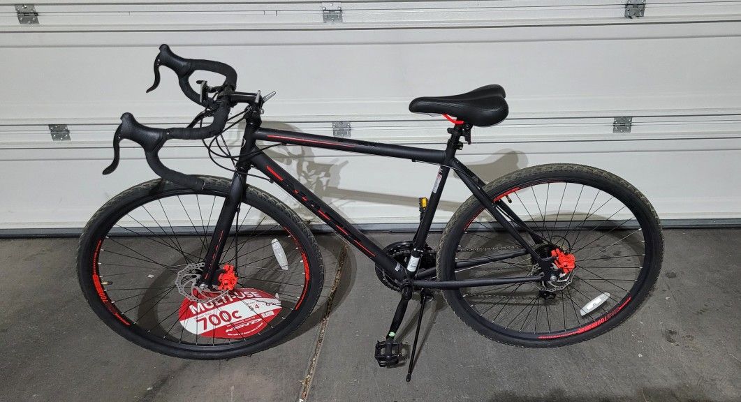 Gravel Road Bike