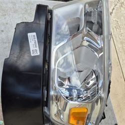 Dodge RAM 1500 Left Headlight Oem