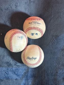 Rawlings Official MLB Baseballs – 4 Total