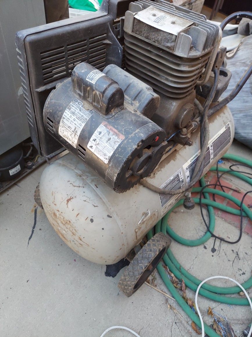 Air Compressor 