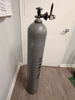 Helium Tank 4 feet