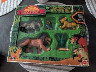 RARE Disney's The Lion King Action Figure Gift Set Young Simba Scar NEW NRFB BOX.