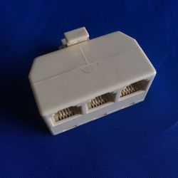 Phone line triple splitter