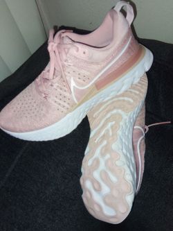 Nike React Infinity Run Flyknit size 8