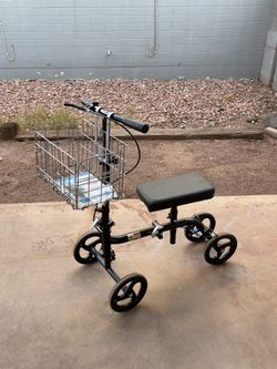 Knee Scooter with Basket