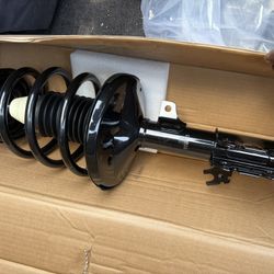 Es300 Front Driver And Passenger Side Struts(brand New)