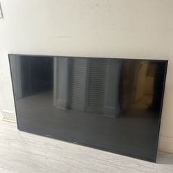 60” HISENSE LED LCD TV
