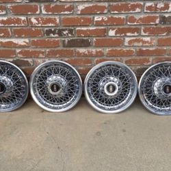 Oldsmobile Cutlass Hubcaps