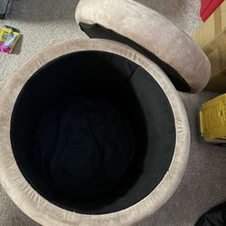 Living Room , Storage 