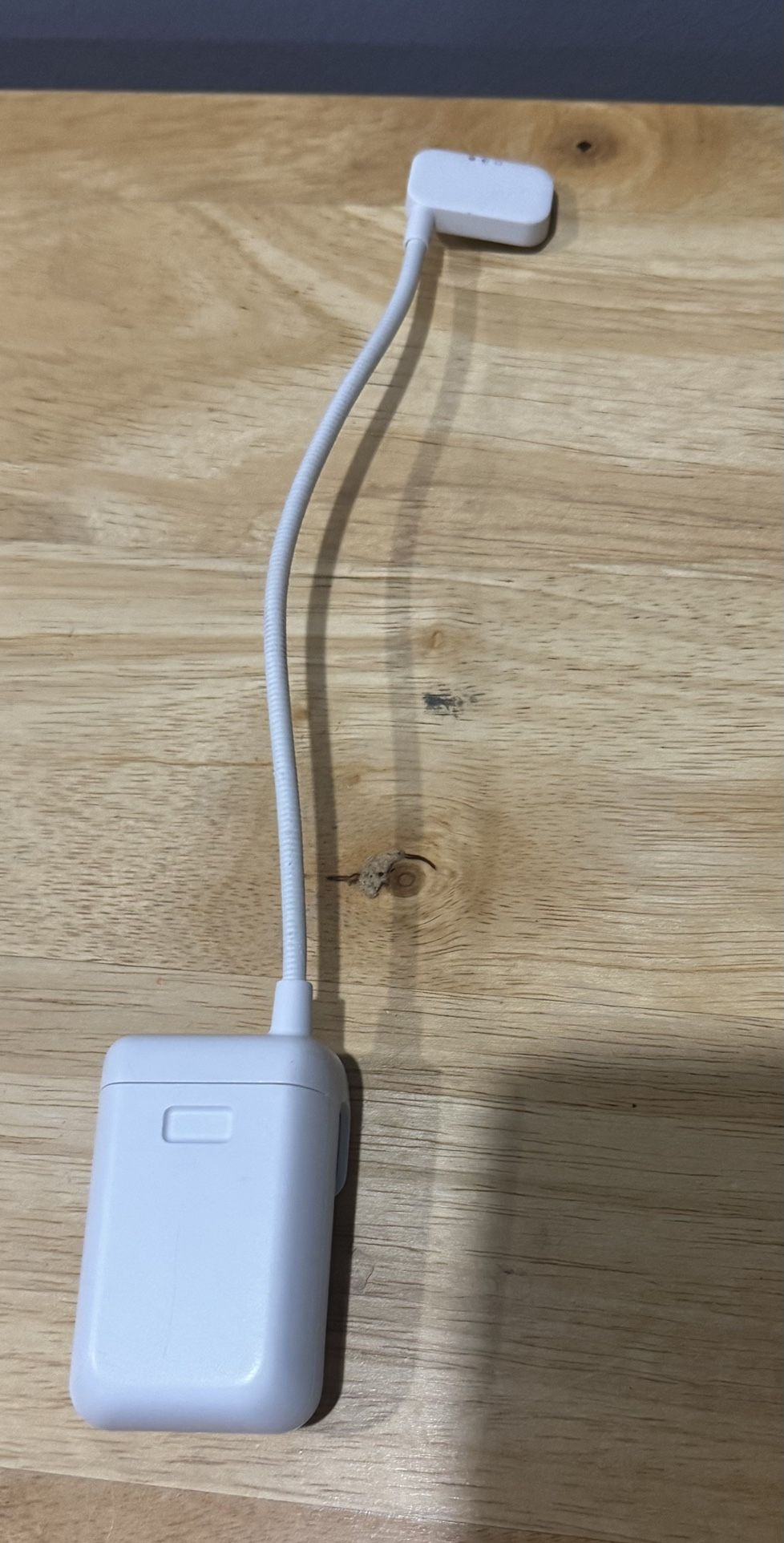 White, Flexible LED Battery (3AAA) operated padded slide on book light